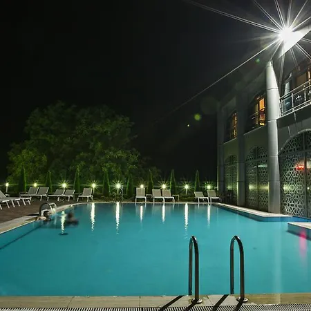 Sarot Termal Park & - Halal Bolu